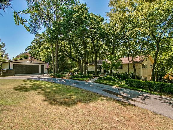 3rd image of 2717 McPherson Ln