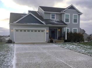 1626 Sunny Glen Dr SE, Caledonia, MI 49316