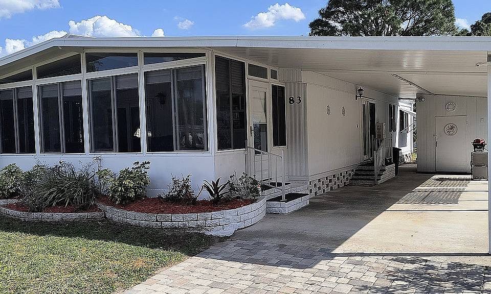 1st image of 83 Royal Palm Cir