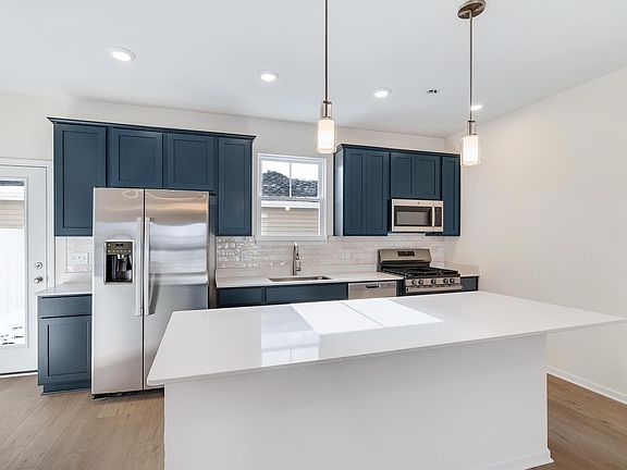 7th image of this home