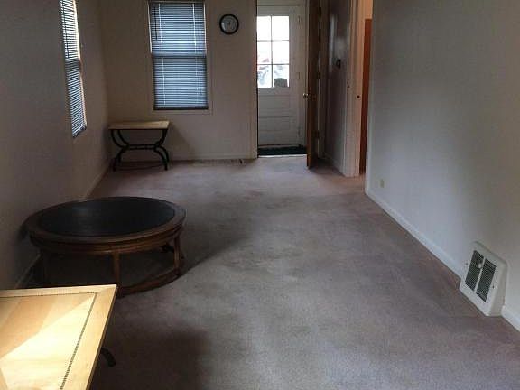 3rd image of 516 E Avenue B