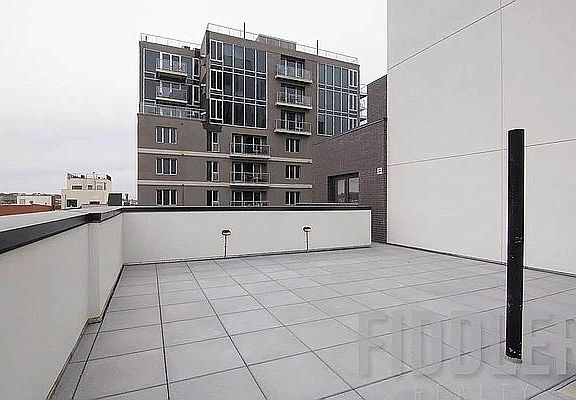2nd image of 559 4th Ave #607