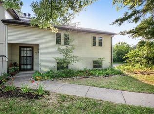 6910 N Mokane Ave, Kansas City, MO 64151