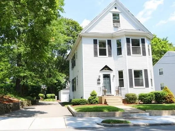 279 Webster St #2, Auburndale, MA 02466