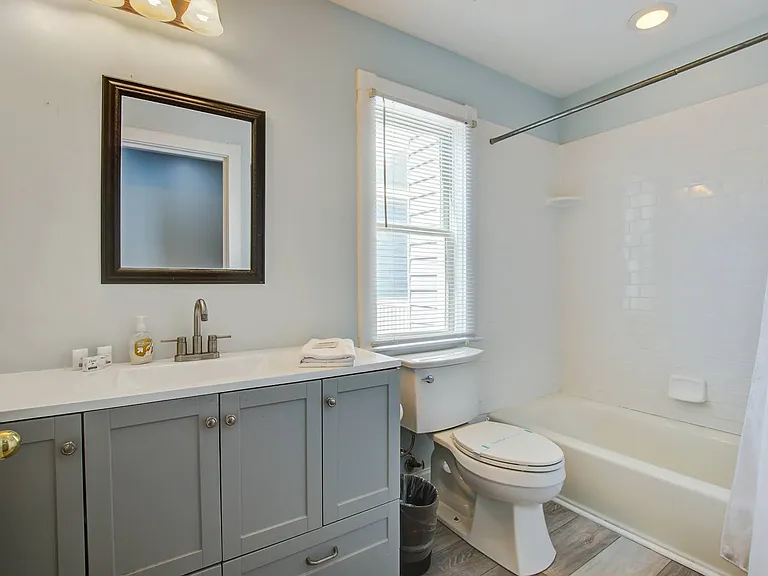 21 Hampden Ct — Photo 31