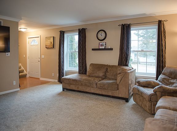 3rd image of 22130 W Calvin Dr