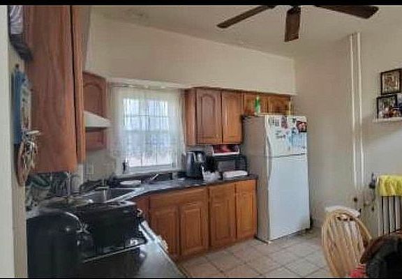 5th image of 41-11 31st Ave #1B