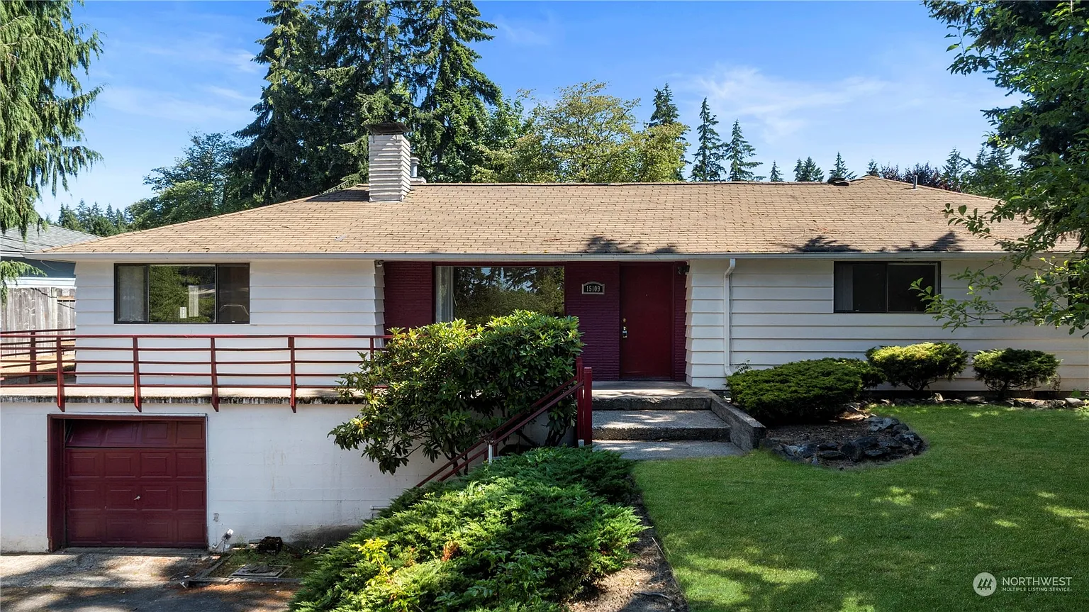 15109 SE Newport Way photo 1
