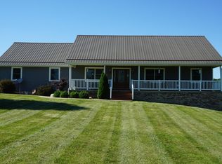 12353 E Hobbieville Rd, Springville, IN 47462