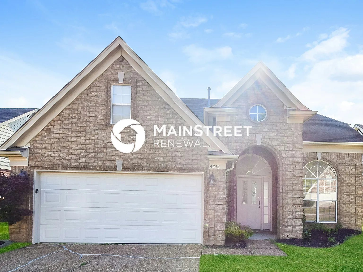 4848 Ashcroft Dr — Photo 2