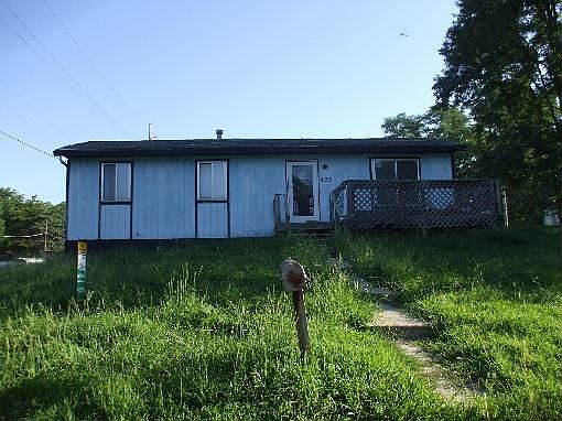 2nd image of 823 M St