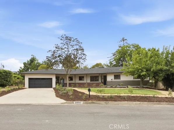 11817 Peach Tree Cir, Yucaipa, CA 92399