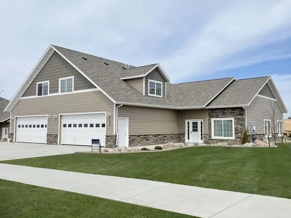 Coulee Ridge Twin Homes