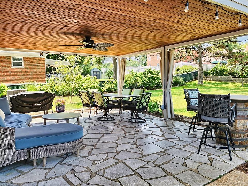 1st image of 8817 Crest Oak Ln