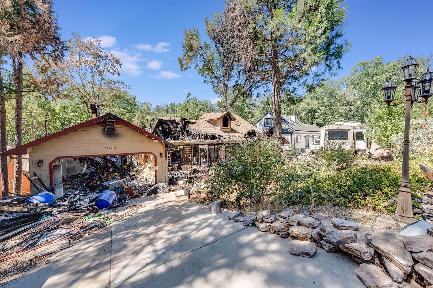 あいり　0326 0258006956 Genuine Freightliner Oxygen Sensor — ADVANCED TRUCK PARTS