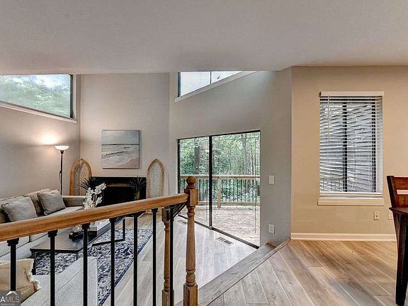 4th image of 2503 Terrace Trl