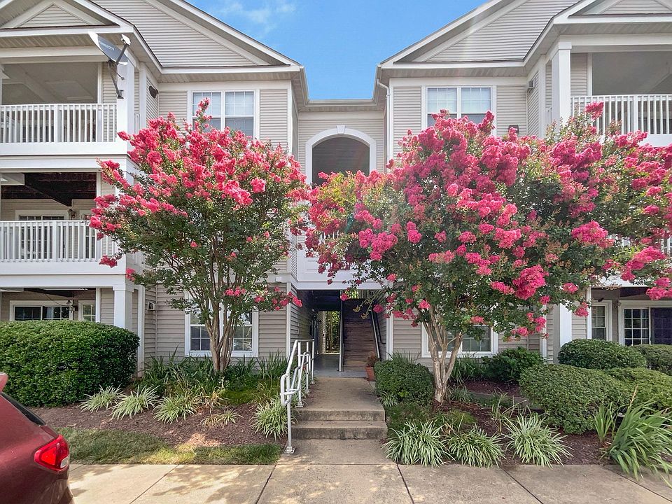 1st image of 11001 Kinship Ct APT 303