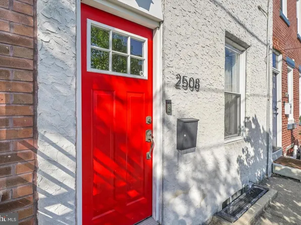 2508 E Sergeant St, Philadelphia, PA 19125