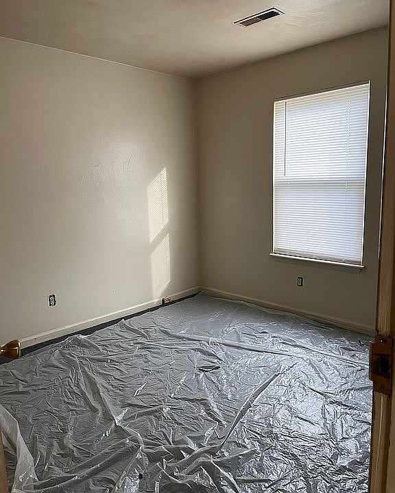 Bedroom (MA)