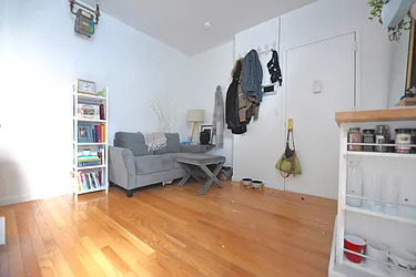 Rented by Nolita Group