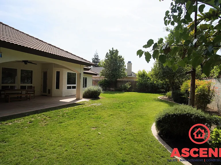 12510 Savonburg Dr — Photo 17