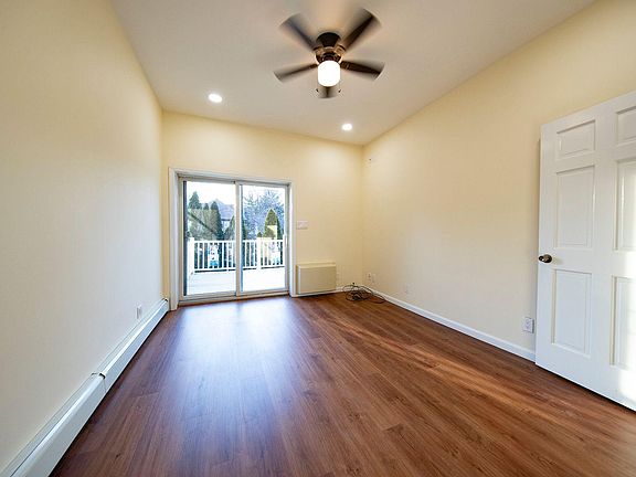 3rd image of 8424 Little Neck Pkwy APT 2