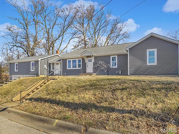 3rd image of 314 N Church St