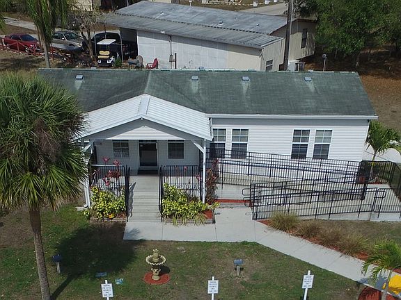 3rd image of 110 Leopard Ln #110