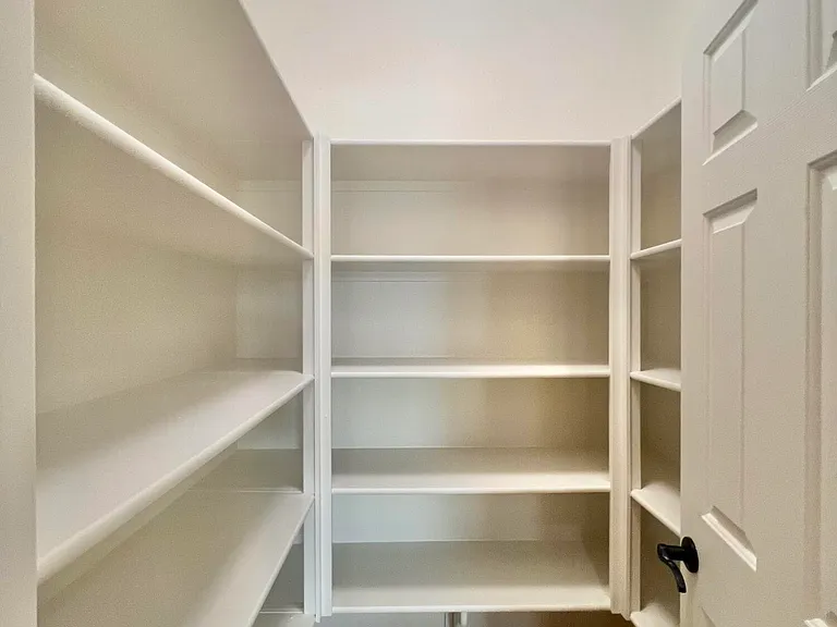 9437 W Jones Ave — Photo 17
