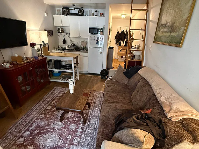 62 W 71st St #1-A — Photo 1
