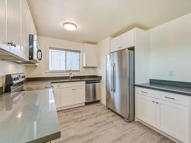 2516 S 286th Pl #C — Photo 6