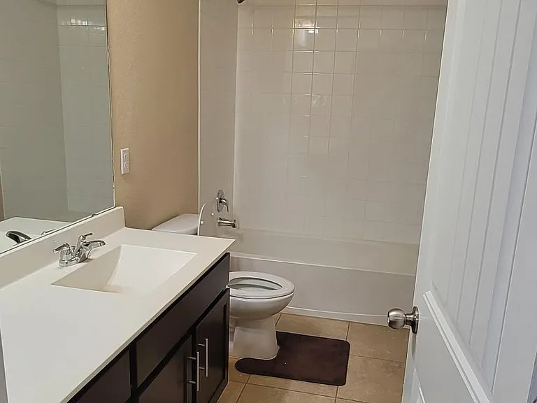 2416 Lyla Ln — Photo 16