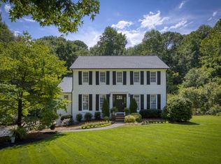 140 Junaluska Dr, Woodstock, GA 30188