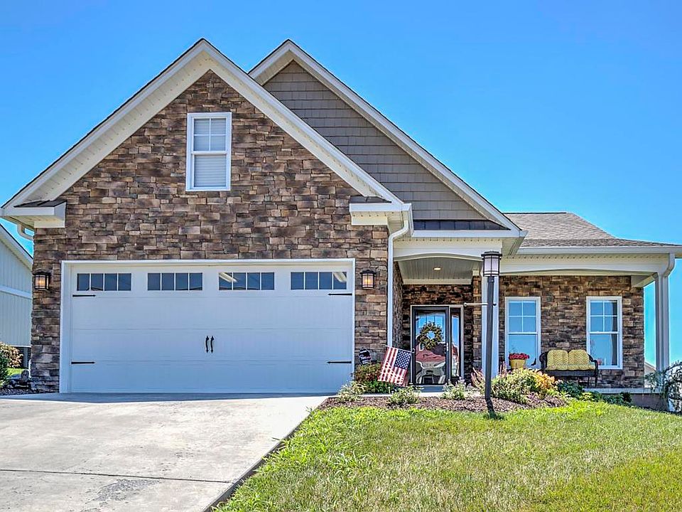 1st image of 25 Luna Ct