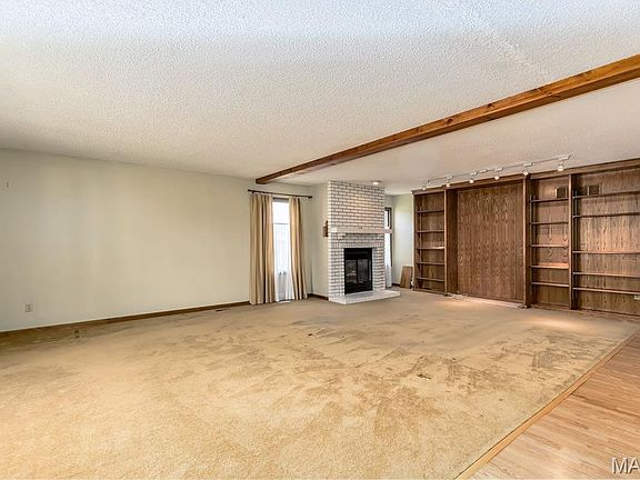 4th image of 1938 Riverwood Trails Dr