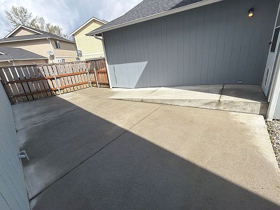 3rd image of 8724 8th Pl NE