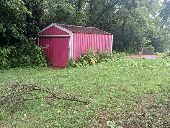 4th image of 2316 E County Road 1000 S