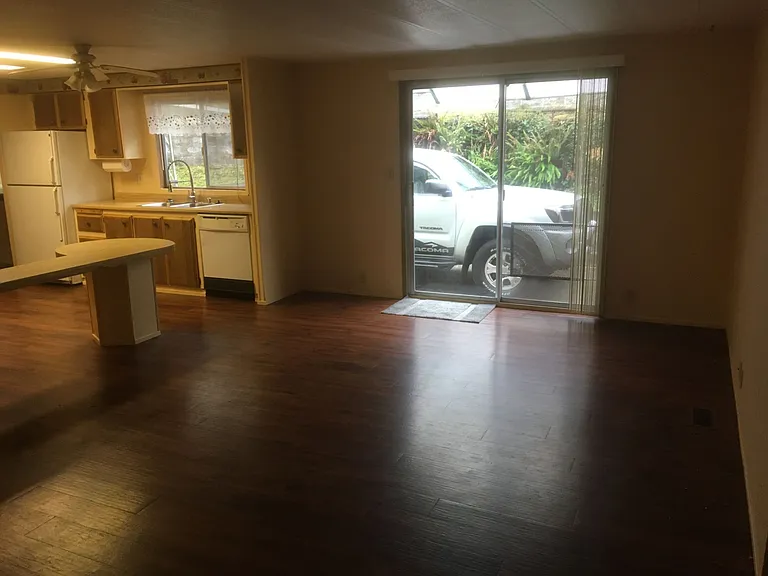 859 Vista Ct — Photo 16