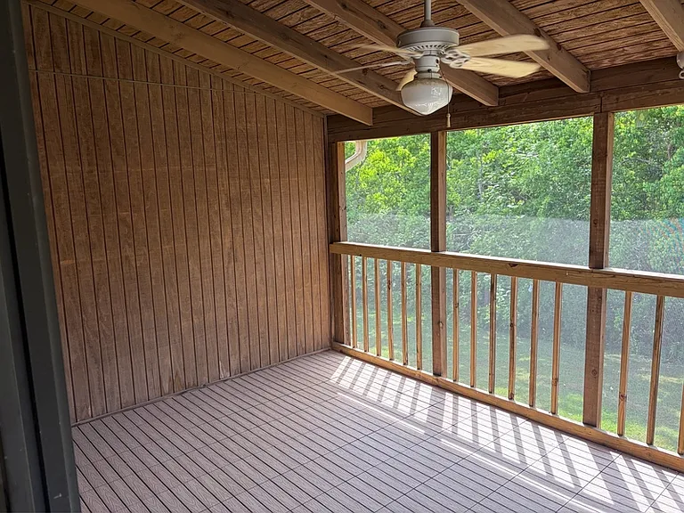 3207 Shamrock St E #18 — Photo 20
