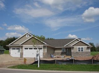 4448 Star Ridge Ln, Appleton, WI 54913