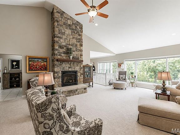 2nd image of 4484 Kingfisher Ct