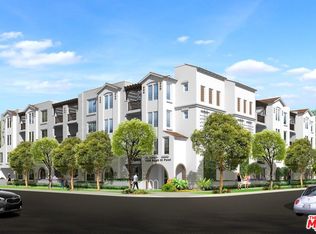 1564 Hi Point St, Los Angeles, CA 90035