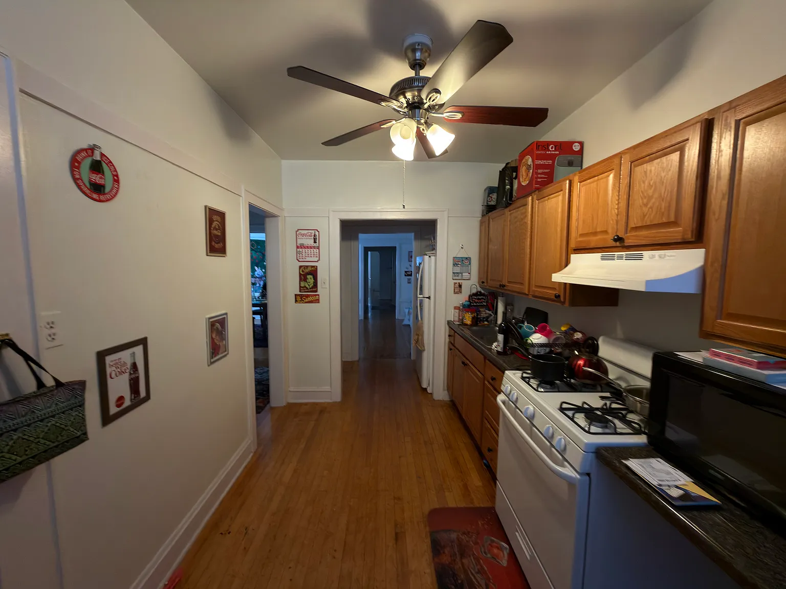 3 bed, $2,200 — Photo 3