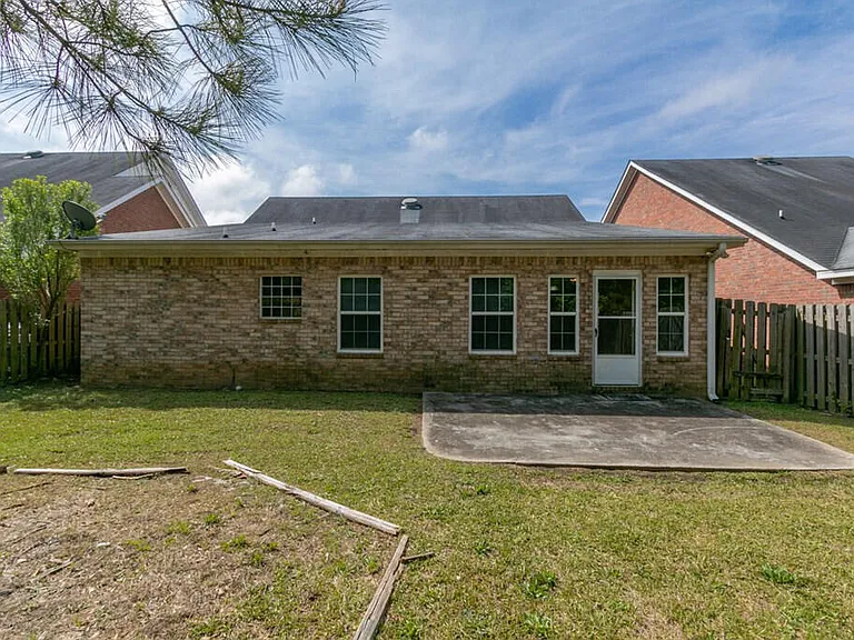 7624 Pleasantville Way — Photo 40