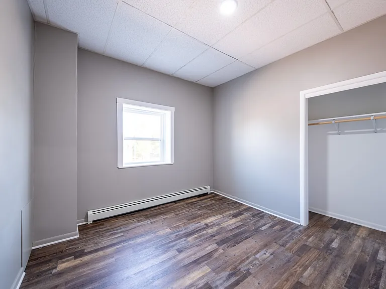 111 N Pine St #4 — Photo 5