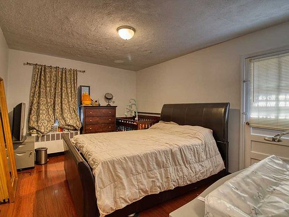 3rd image of 34-11 93rd St APT 1F