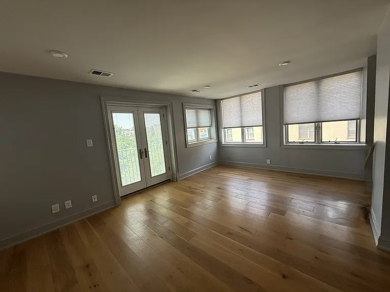 2100 Newport Pl NW #4-1 — Photo 4