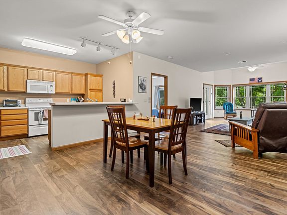 5th image of 410 New Age Cir APT 208
