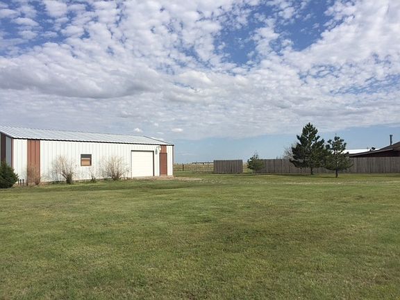 4th image of 13950 Us Highway 83