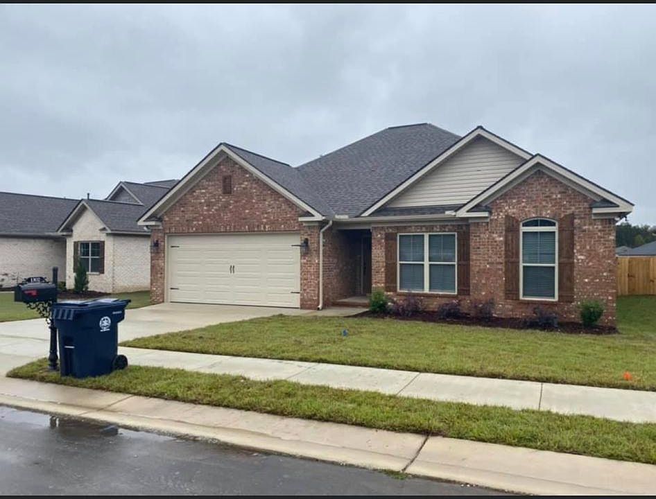 1st image of 13832 Sawtooth Ln